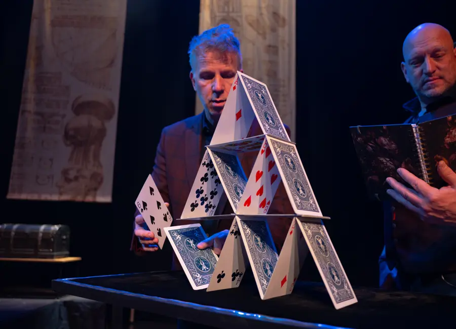 The Davinci Ode Rob En Emiel Scenefotos Dennis Van Der Dool 04