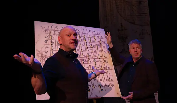 The Davinci Ode Rob En Emiel Scenefotos Dennis Van Der Dool 03