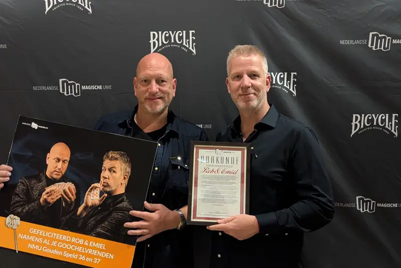 Gouden speld voor Rob & Emiel