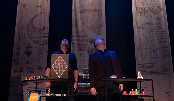 The Davinci Ode Rob En Emiel Scenefotos Dennis Van Der Dool 05